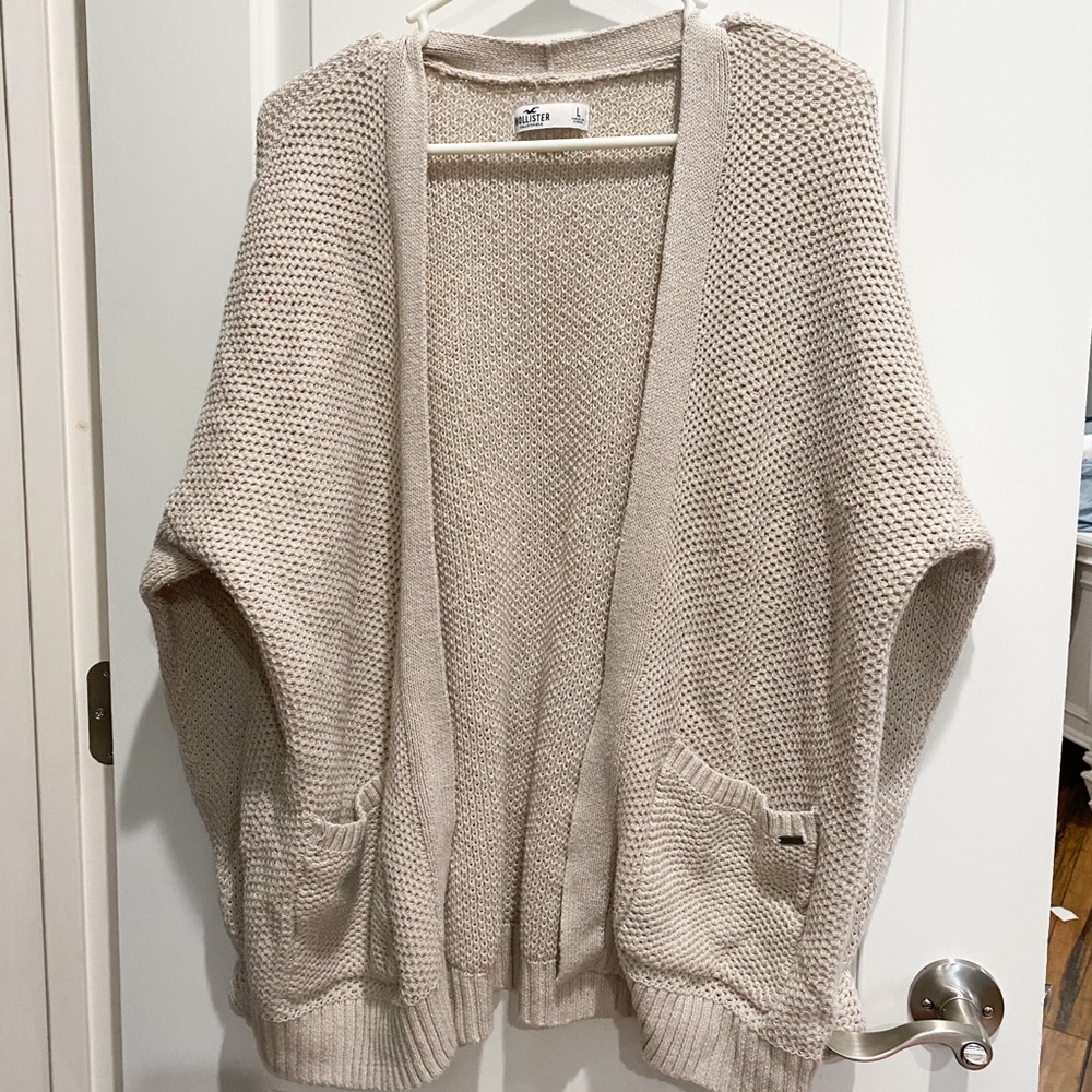 Hollister Cardigan